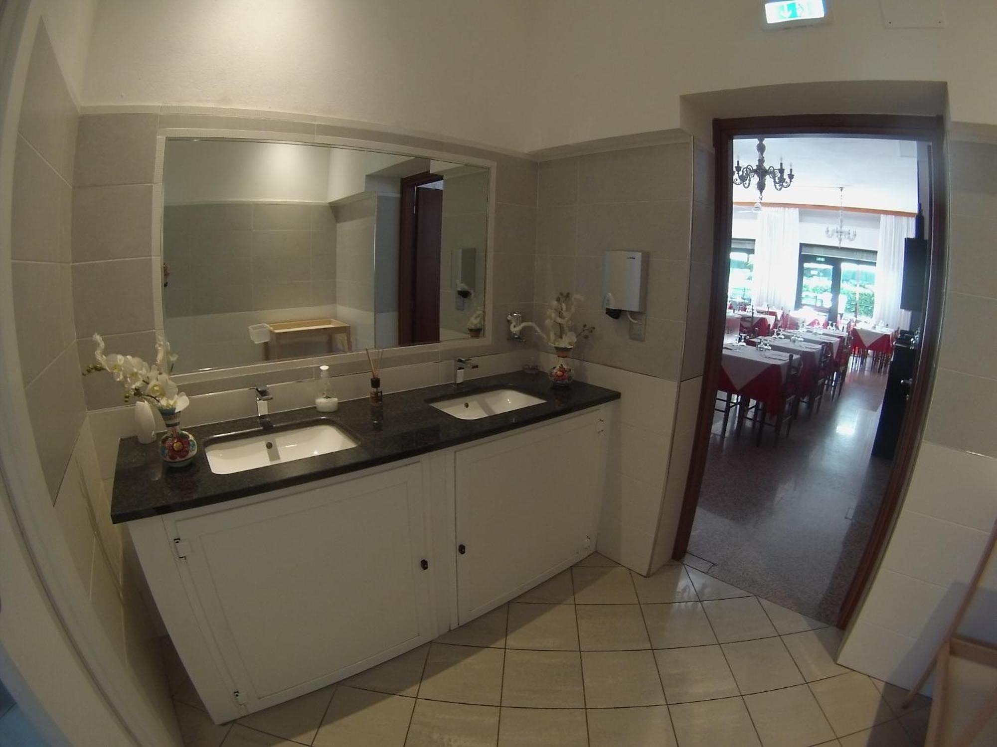 Hotel Jole Marina dʼMarina dʼAndora Екстериор снимка