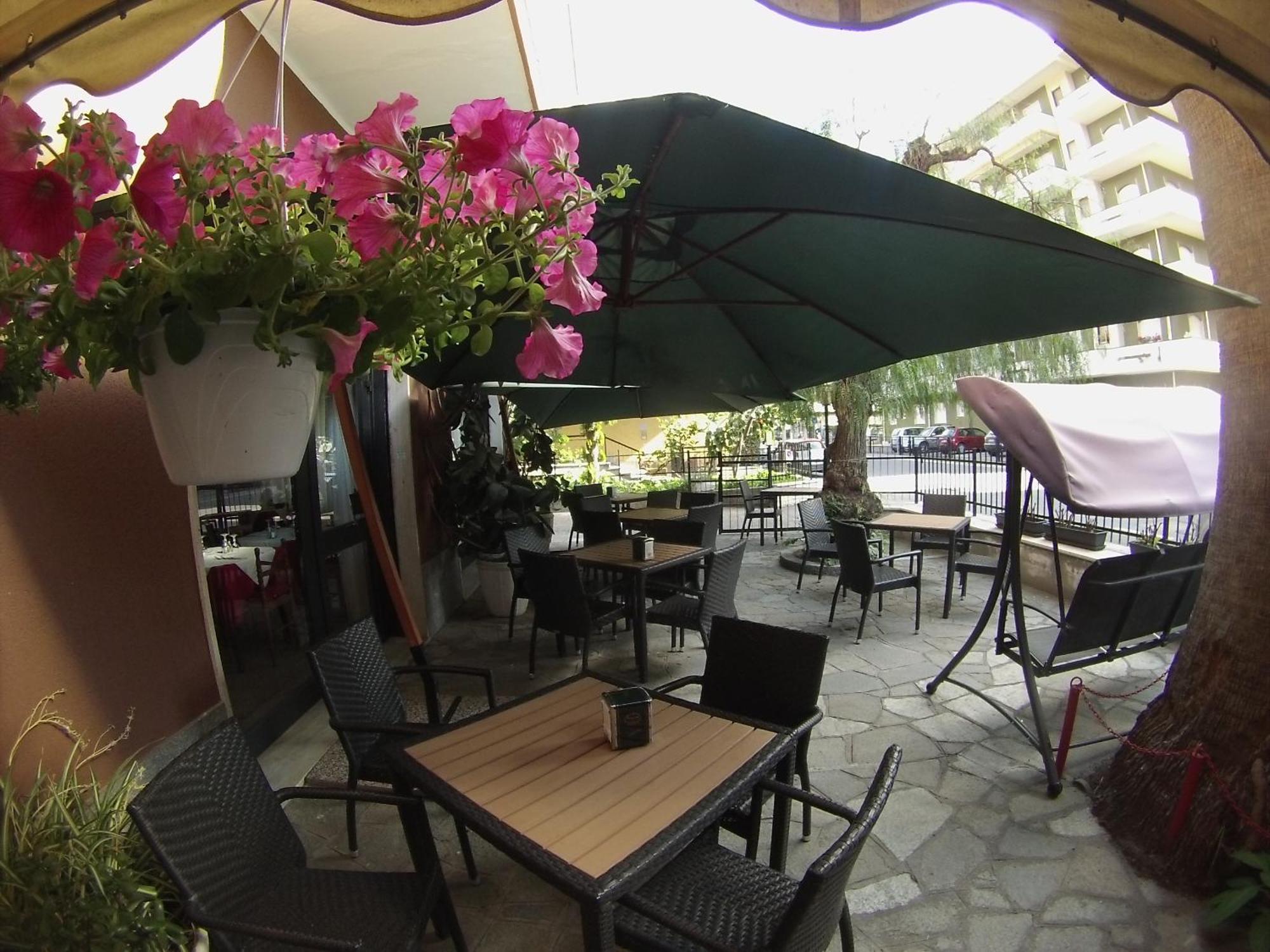 Hotel Jole Marina dʼMarina dʼAndora Екстериор снимка